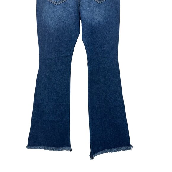No Boundaries Womens Distressed Flared Jeans Size 5 Medium Wash Denim - Picture 11 of 11
